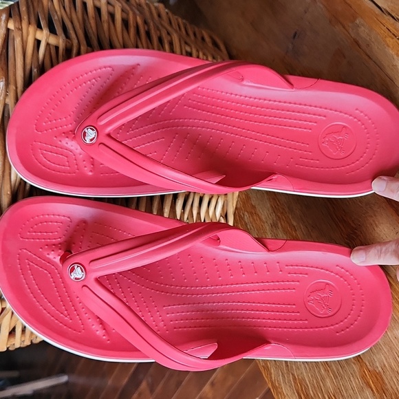 Crocs Crocband Mens Flip Flops Red Shoes Size 12 - Picture 3 of 15